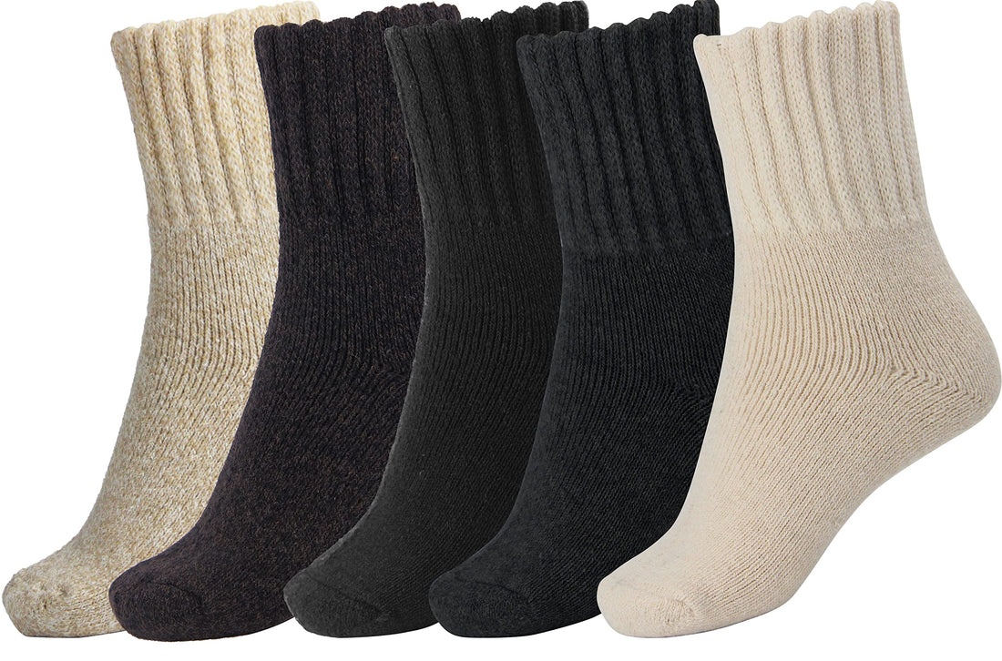 BomKinta Women Winter Solid Boots Socks Thick Warm Wool Socks Cozy Crew Socks for Women Christmas Gift, Black Cream Gray