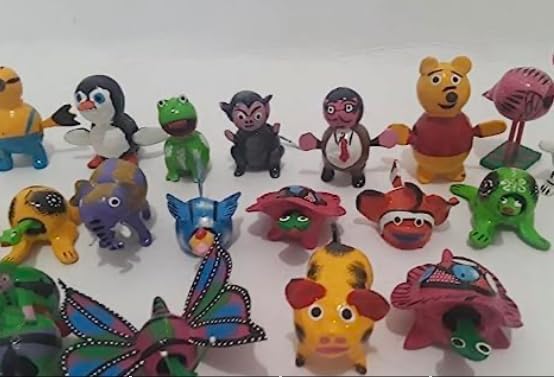 Handcrafted Mexican Wooden Bobblehead Animal Toys | Set of 20 | Unique Wedding Favors, Party Gifts, Trick-or-Treaters, Boutique Decor