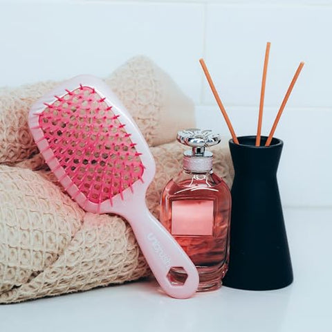 FHI Heat UNbrush Detangling Brush for Pain-Free Brushing on All Wet or Dry Hair Types — Durable DuoFlex Anti-Static Bristles, Lightweight Handle, Vented Hair Brush, Peony Light Pink