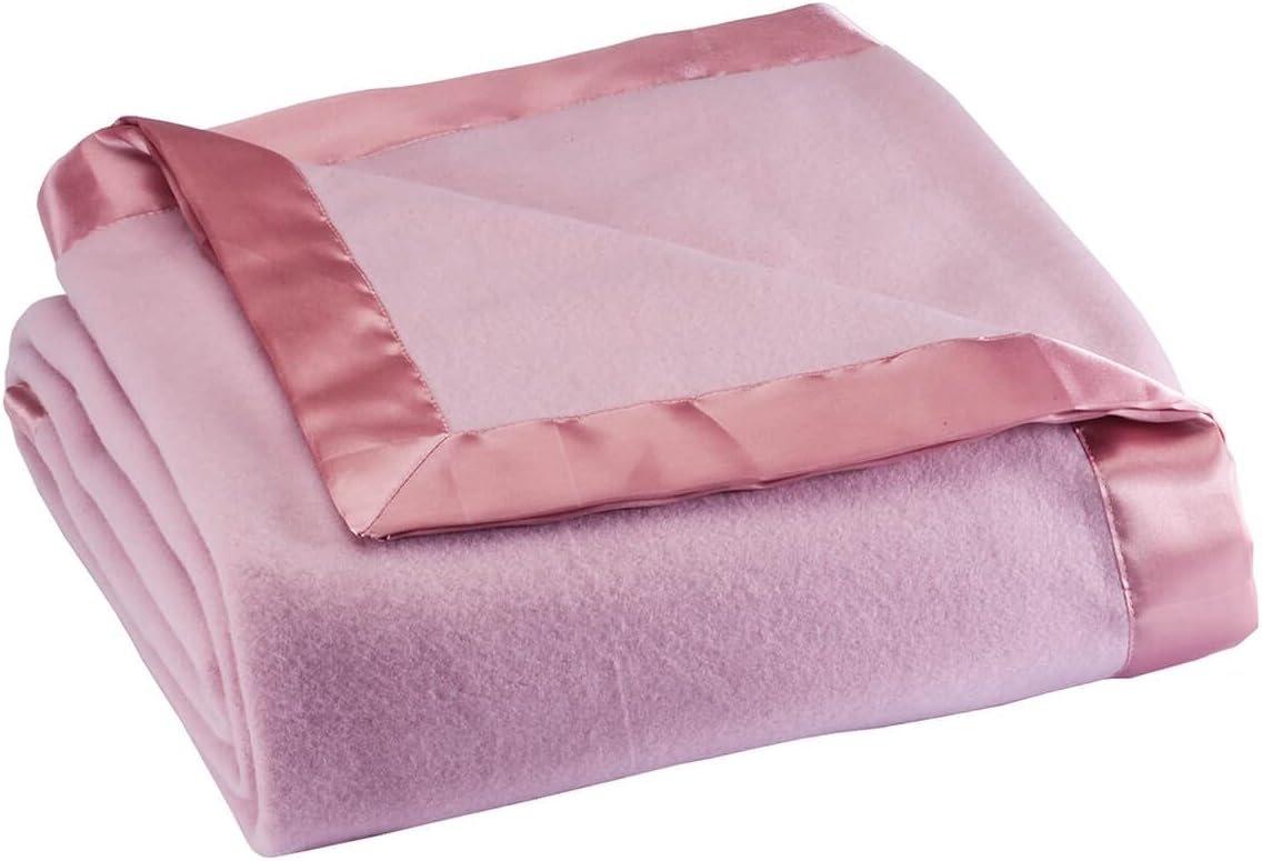 OakRidge Fleece Blanket with Luxurious Satin Binding Edges, Lightweight