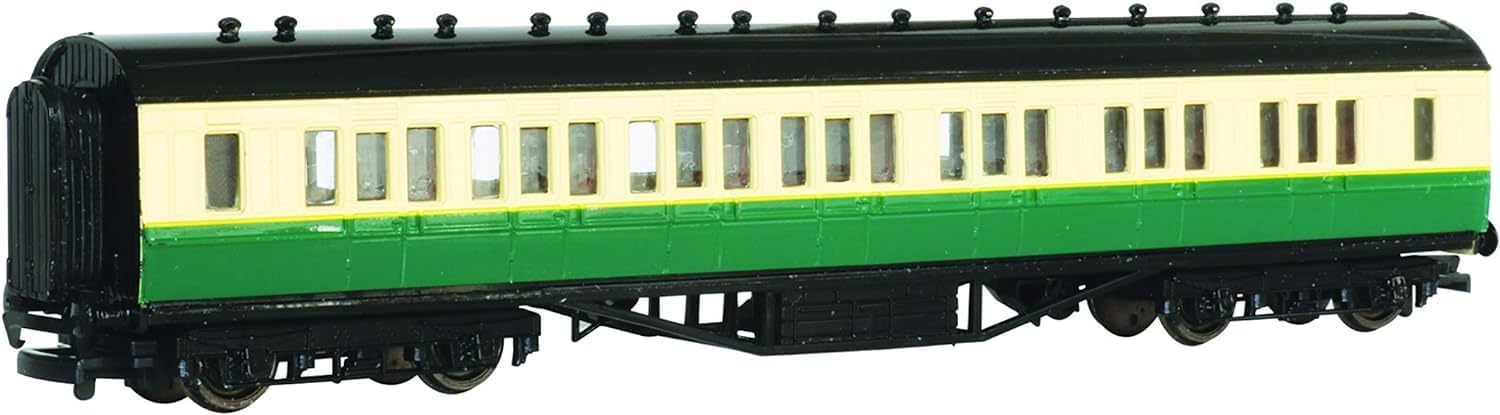 Bachmann Trains - THOMAS & FRIENDS™ GORDON'S COMPOSITE COACH - HO Scale