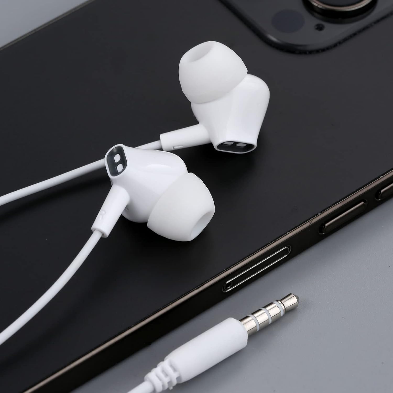 Aylaa Wired Earbuds Headphones for School with Microphone Noise Isolating Stereo Bass in-Ear Earphones – for Smartphones, Tablets, Schools, Ipads, Multiuse - 3.5mm Plug in Audio Jack - White