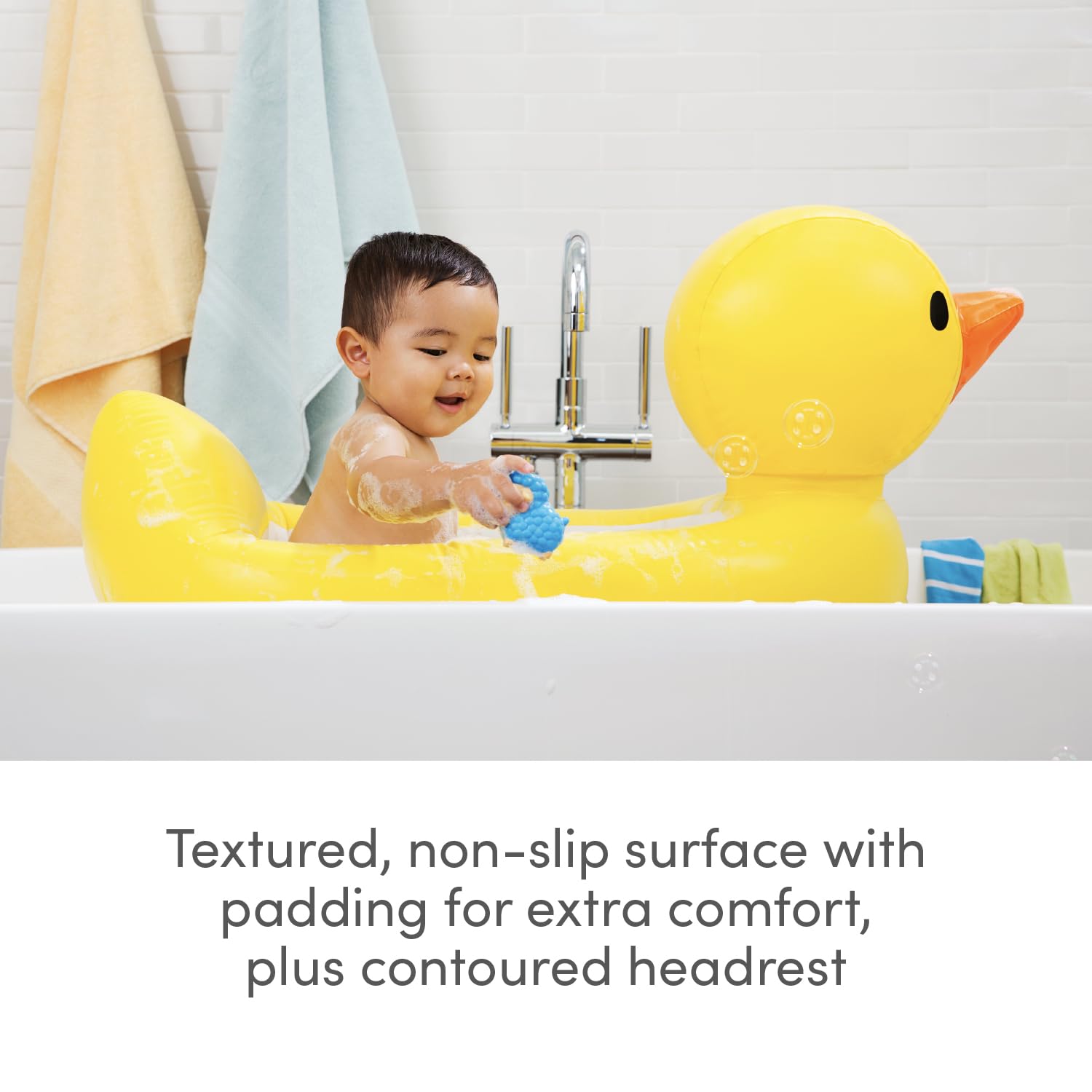 Munchkin Inflatable Baby Bathtub, Toddler Tub for Travel, 6-24 Months