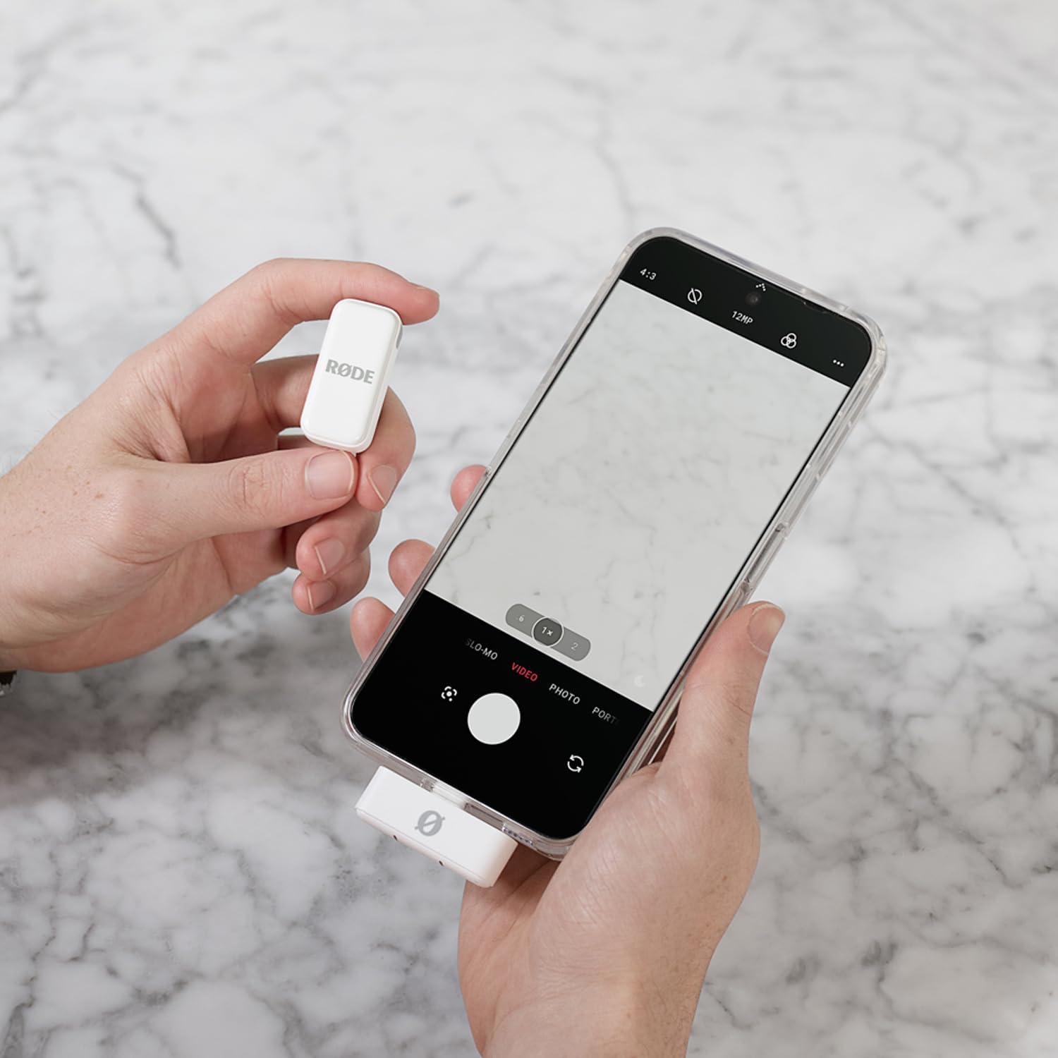 RØDE Wireless Micro - Wireless Microphone for Lightning iPhone (X Through
