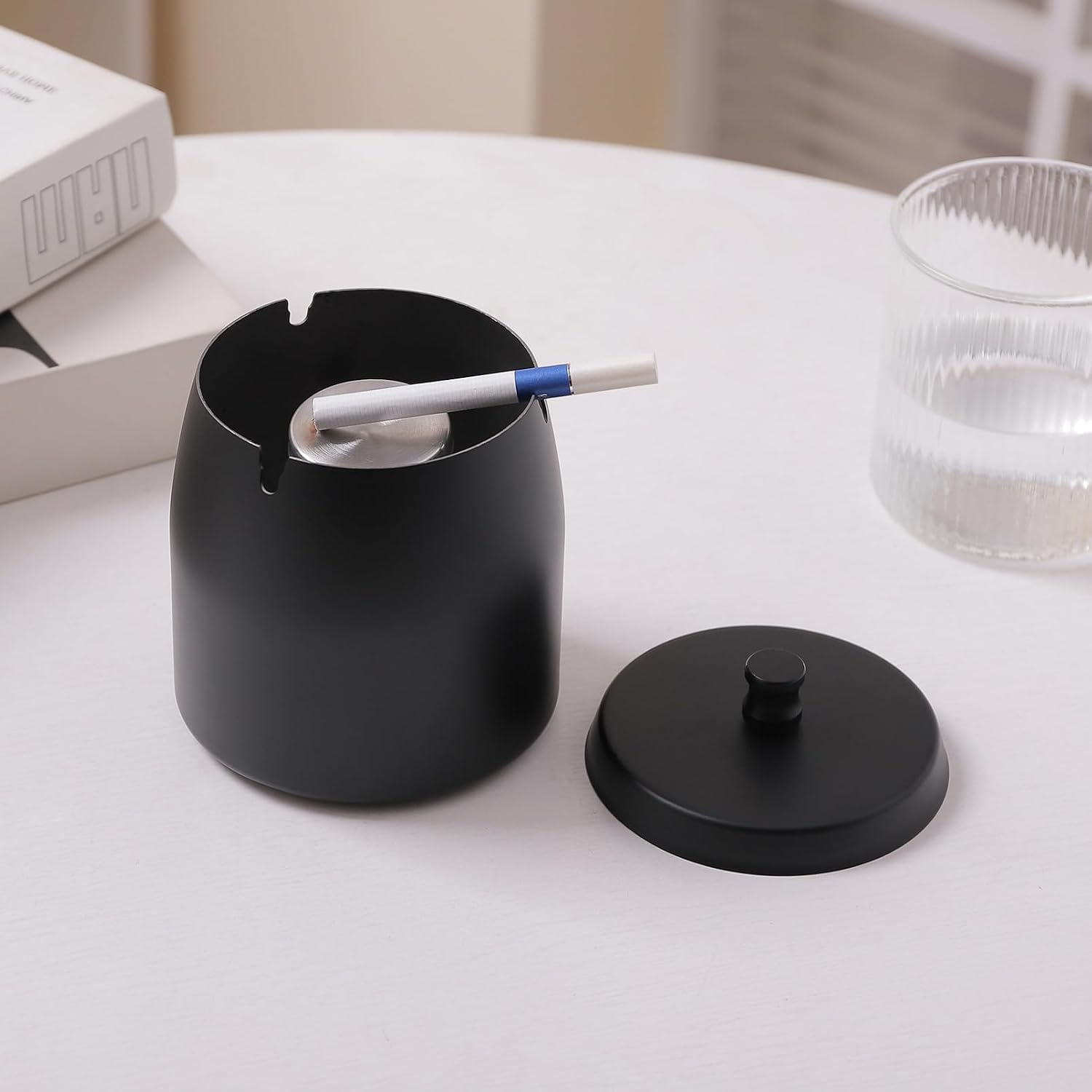 Large Ashtray with Lid for Cigarette, Stainless Steel Smokeless Odorless Windproof Ash tray for Home Office Tabletop Outside Patio Outdoor Balcony(3.93"x3.2"x3.82")