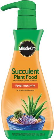 Miracle-Gro Succulent Plant Food, Liquid Plant Food for All Indoor Succulents, Cacti, Jade Plants, Aloe Vera and More, 8 oz. (Pack of 6)