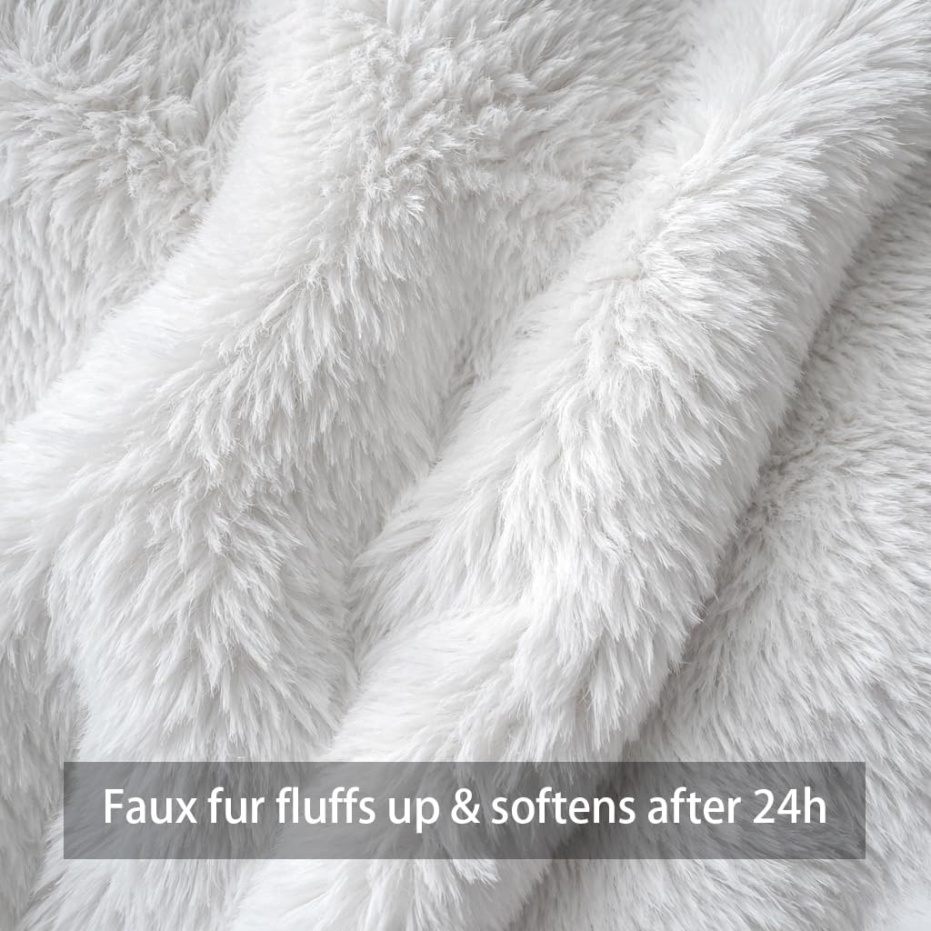 4TH Emotion Fall Pumpkins Leaves Decorative Pillow Covers 18"x18" Set of 2, White Soft Plush Faux Fur Throw Cushion Cases for Autumn Thanksgiving Holiday Home Decorations