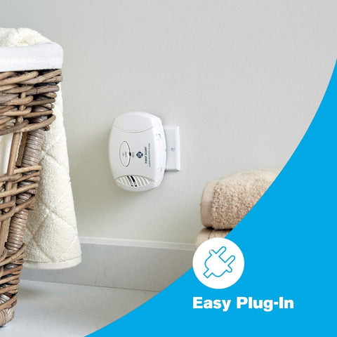 First Alert Plug-in Carbon Monoxide Alarm