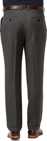 Haggar Men's Classic Fit Pleated Premium Comfort Dress Pant