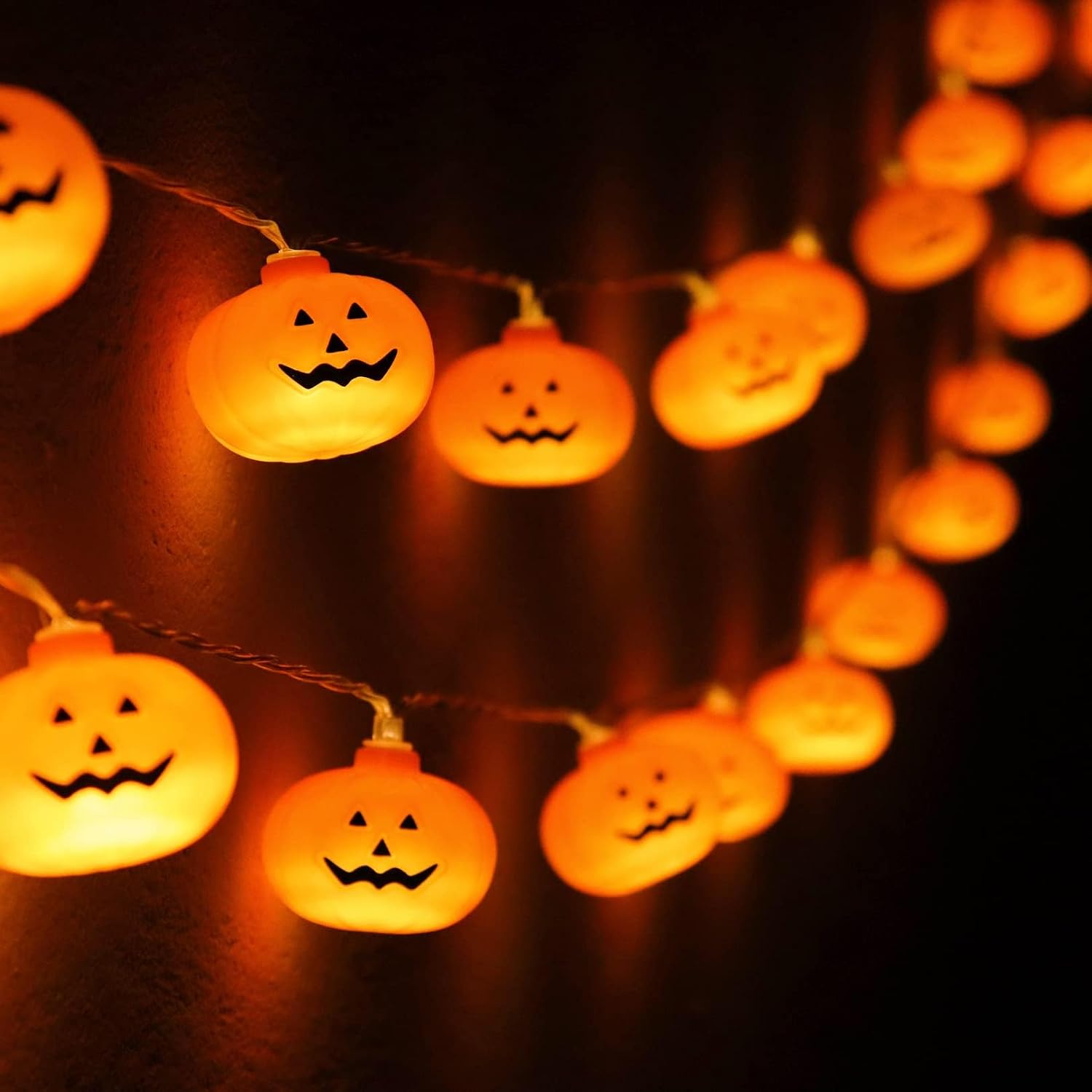 Runleo Halloween Decorations Pumpkin String Lights Battery Operated