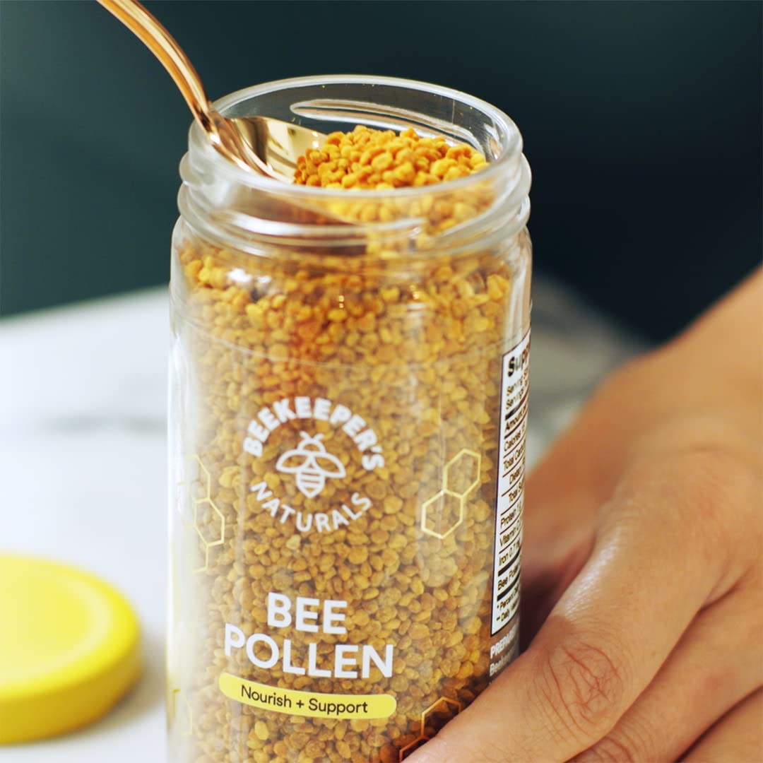 Beekeeper's Naturals - 100% Raw Bee Pollen Granules, Natural Preserved Enzymes, Source of Vitamin B, Minerals, Amino Acids & Protein - Paleo & Keto Friendly, Gluten Free (5.2 oz)