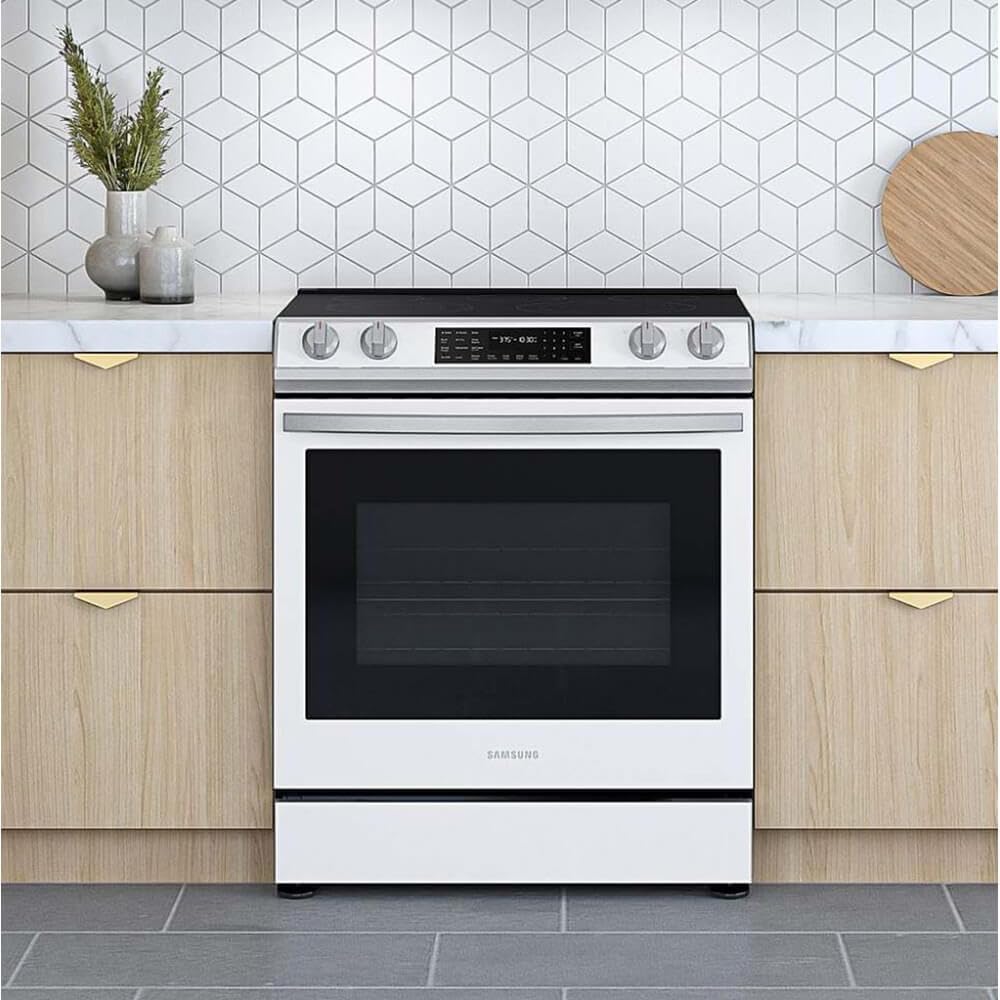Samsung Bespoke 30 in. 6.3 cu.ft. 5 Burner Element Smart Slide-in Electric Range w/Smart Oven Camera in White Glass NSE6DB870012