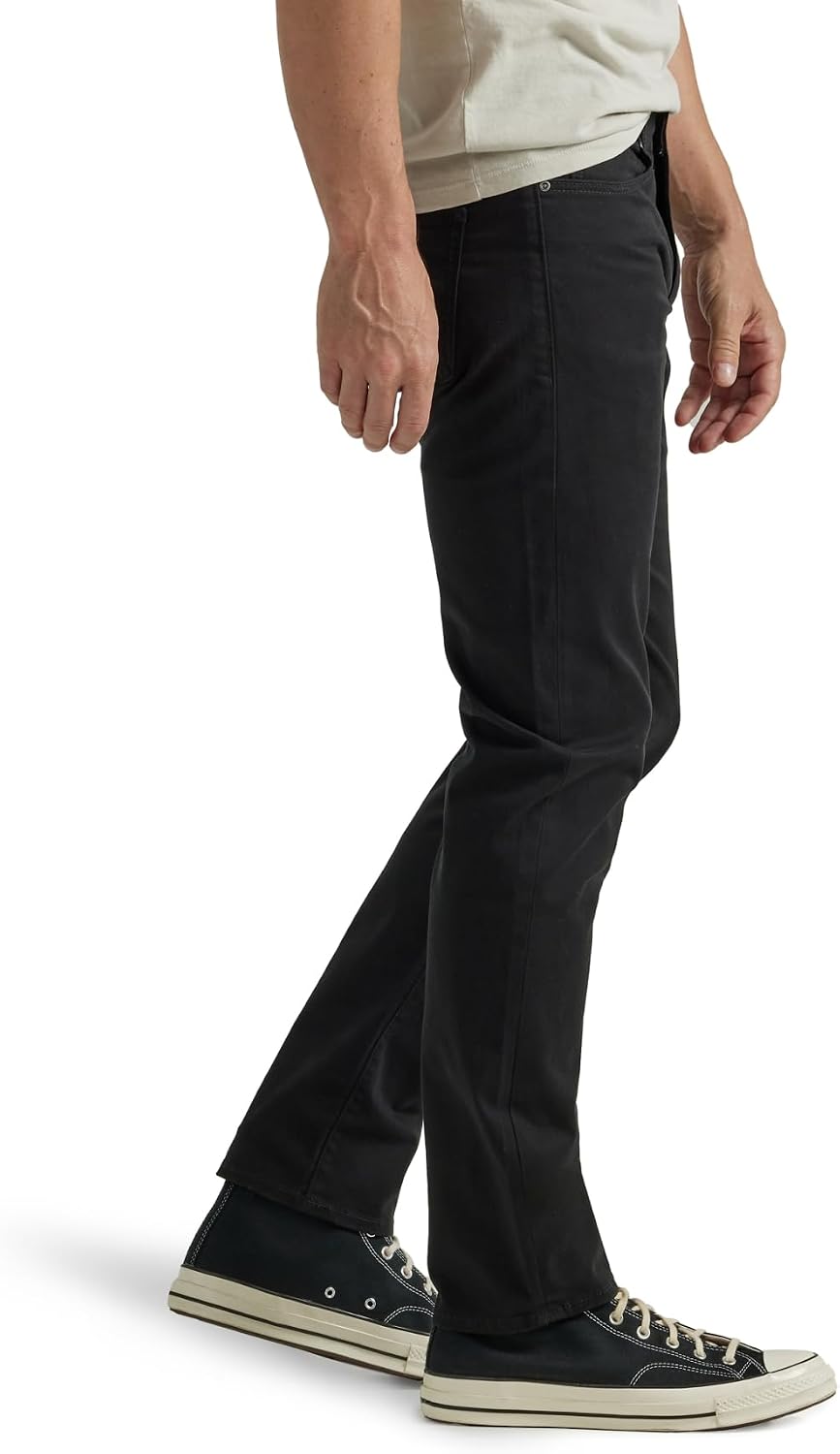 Men's Extreme Motion Slim Straight Leg Jean 2015437