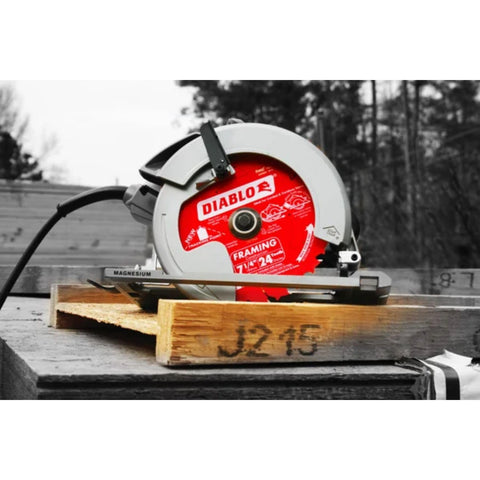 Diablo Framing Saw Blade for Wood - 7-1/4" x 24-Tooth, Thin Kerf, Anti-Vibration, Long Life for Framing & Pressure-Treated Wood, Tracking Point Tooth Design - Pack of 10 - D0724A