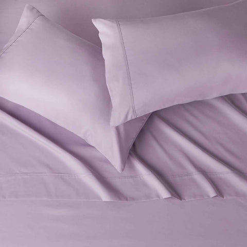 Amazon Basics Lightweight Super Soft Breathable Brushed Microfiber 4-Piece Sheet Set with 14-Inch Deep Pockets, Wrinkle Resistant, Queen, Frosted Lavender, Solid