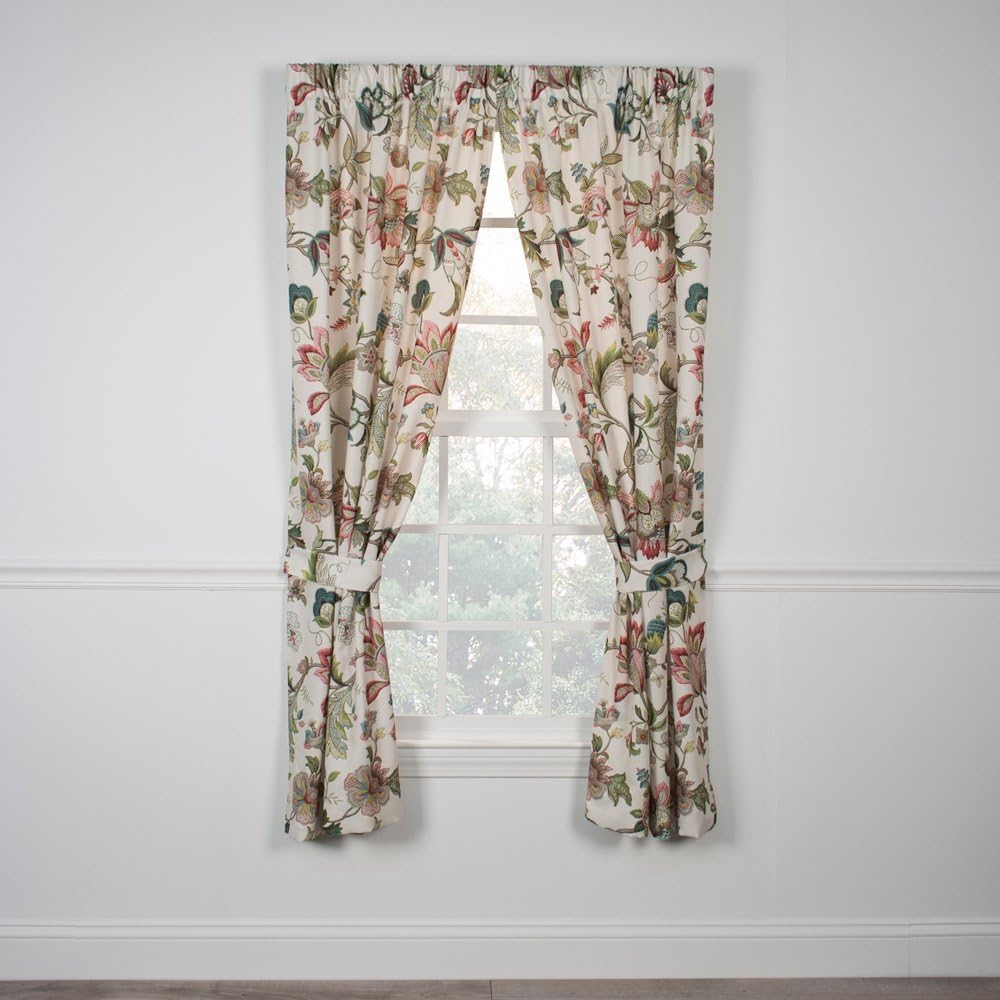 Ellis Curtain Brissac Lined Scallop Valance, 70 x 17, Red