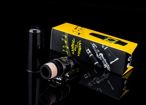 Glory Clarinet Mouthpiece Kit with Ligature,one reed and Plastic Cap,Black