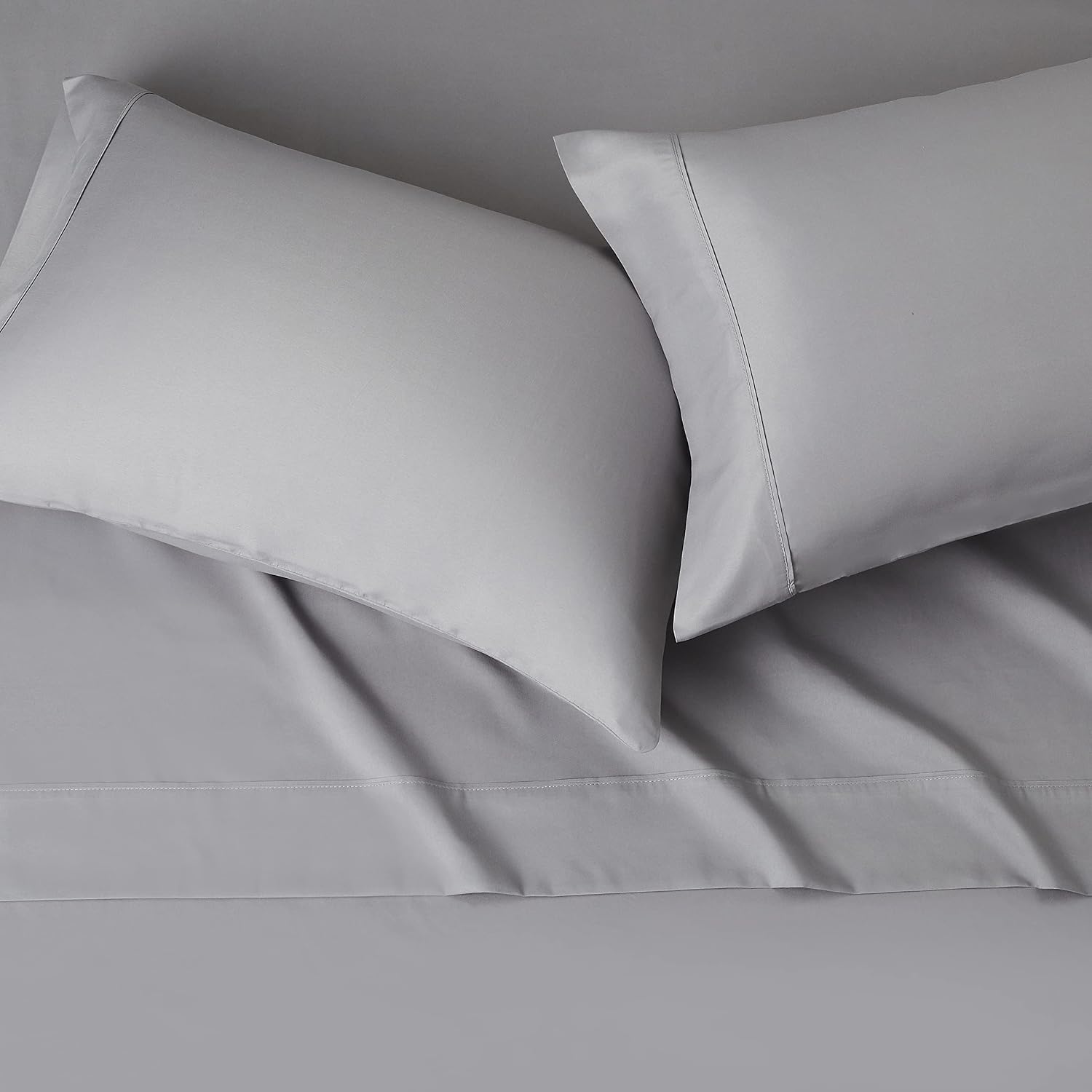 Amazon Basics Soft, Breathable, Wrinkle-Free Brushed Microfiber 4 Piece Bed Sheet Set, Machine Washable, 14-Inch Deep Pockets, King, Dark Gray, Solid