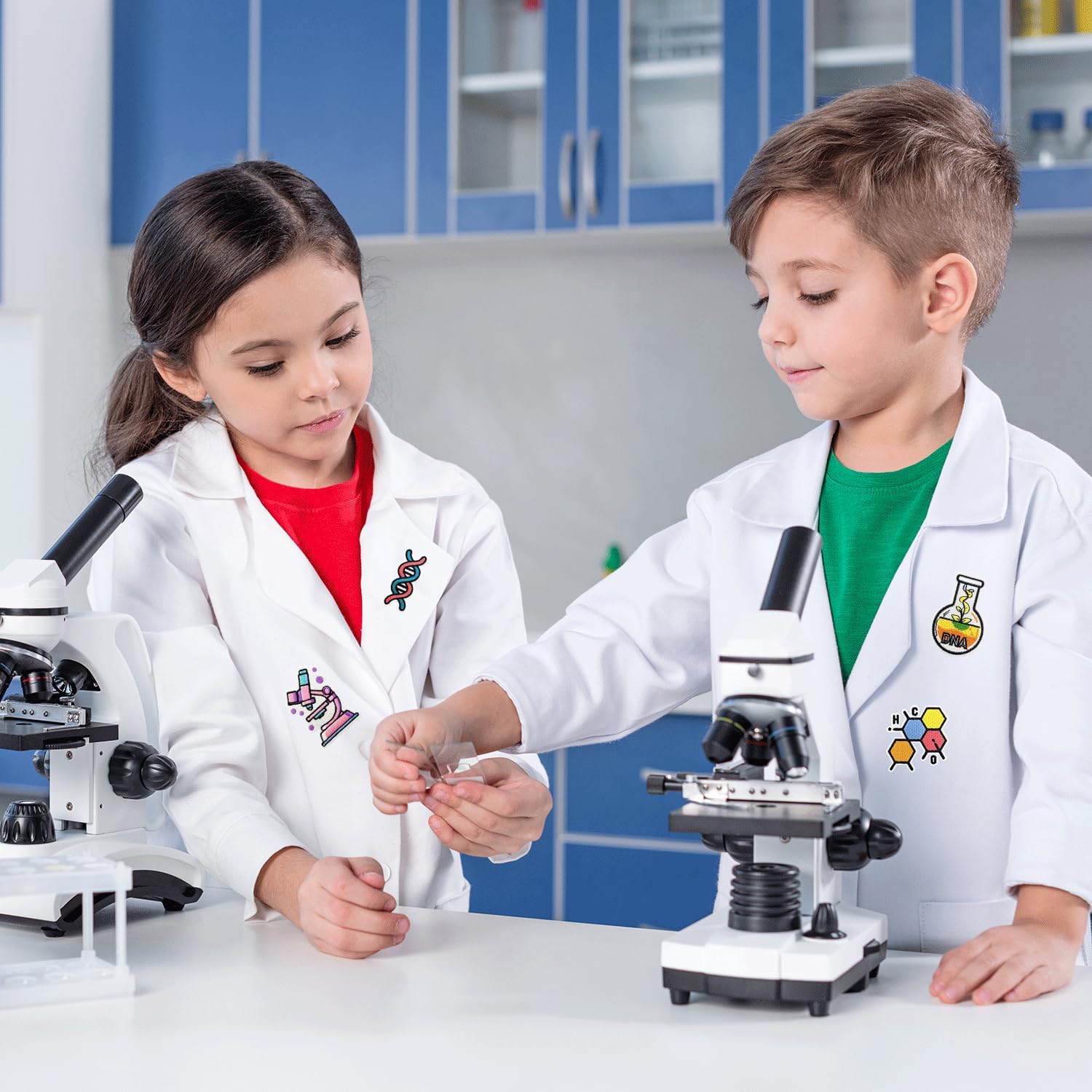 10 Pcs Science Laboratory Iron on/Sew on Patches, Back to School Embroidered Applique Patches, Clothes Backpacks Hats Pants Jackets Jeans Decoration, Student Classroom Prizes