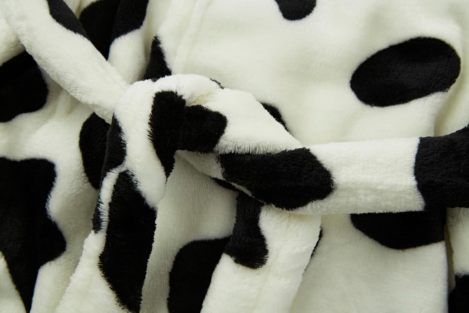 Kids Hooded Bathrobe Flannel Pajamas Dressing Gown for Boys Girls