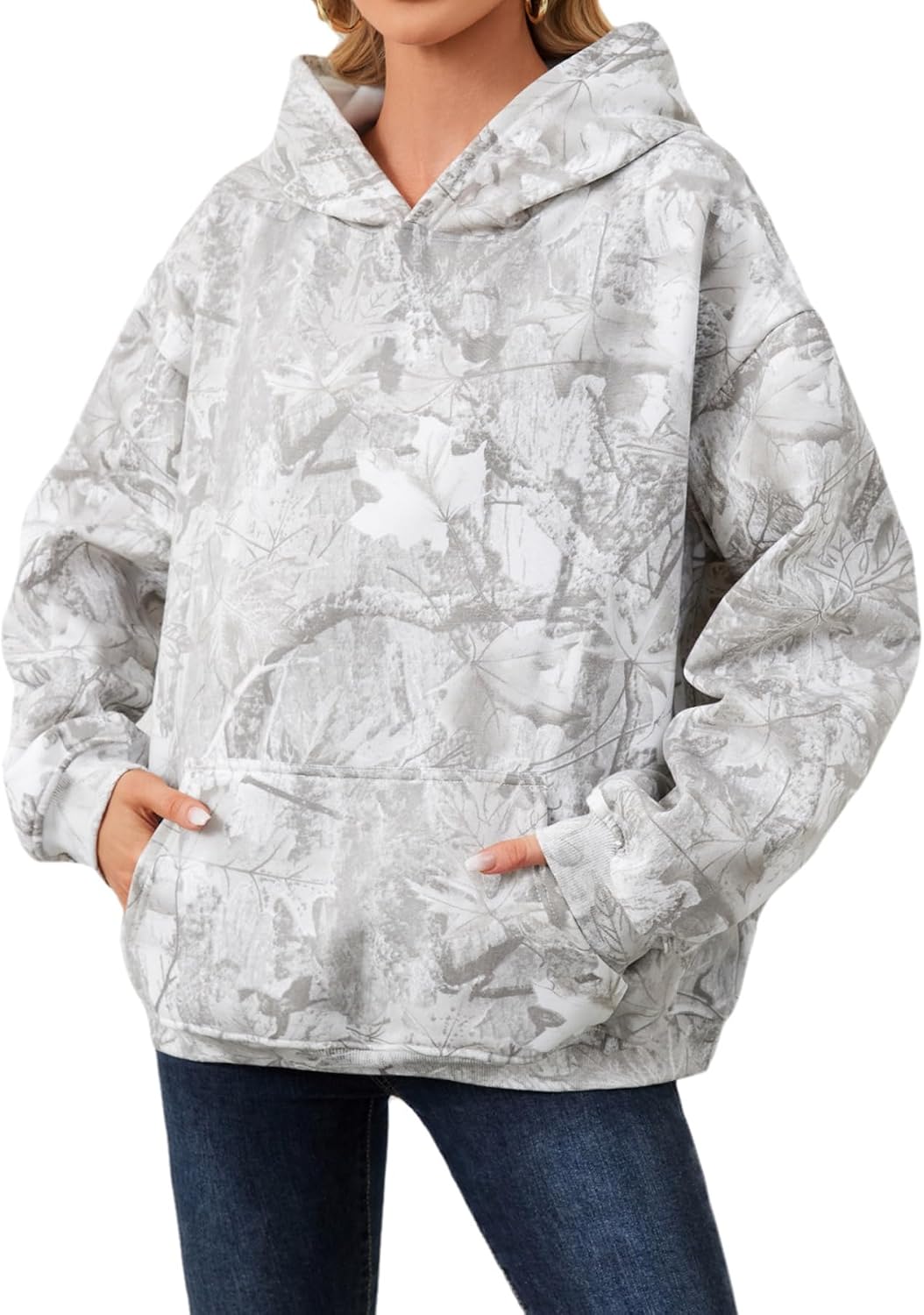 TERIVEEK Women Camo Hoodies Oversized Maple Leaf Fleece Hooded Sweatshirt Long Sleeve Fall Trendy Pullover Hoodie with Pocket