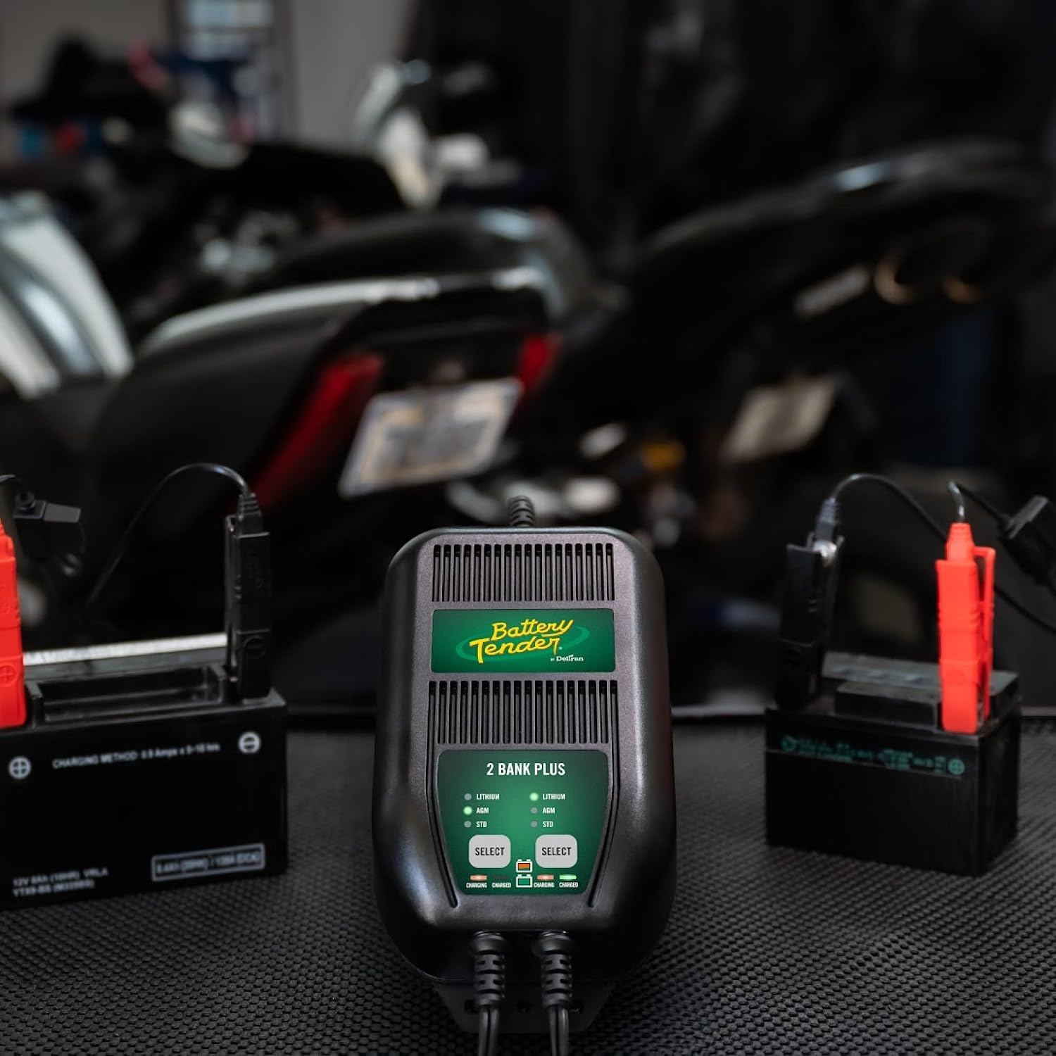Battery Tender Plus 2 Bank Multibank Charger - 2.5 AMP (1.25 AMPs Per Bank) - Smart 12V Multi Battery Charger and Maintainer for Standard, AGM, and Lithium LiFePO4-022-0165-DL-WH