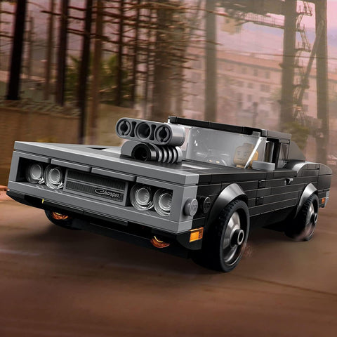 LEGO Speed Champions Fast & Furious 1970 Dodge Charger R/T 76912, Toy Muscle Car Model Kit for Kids, Collectible Set with Dominic Toretto Minifigure
