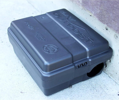 Outpost Rat Bait Station | Single Station Targets Small Mice Up to Large Rats | Position Horizontal or Vertical | Made in USA