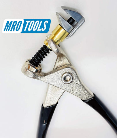 50 1/8 Cleco Fasteners + Cleco Pliers + 5 KSG 3/4 x 1/2 Side-Grip Clamps + 5 KSG 3/4 x 1 Side-Grip Clamps + Carry Bag (K1S50-1/8SG)