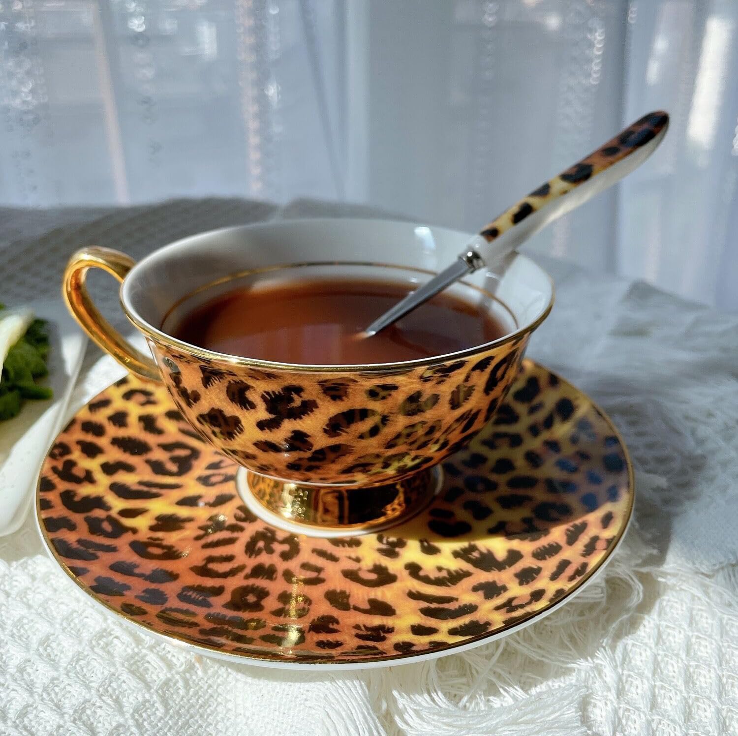 Bone China Cup& Saucer Set, 6.8oz (Leopard Pattern)