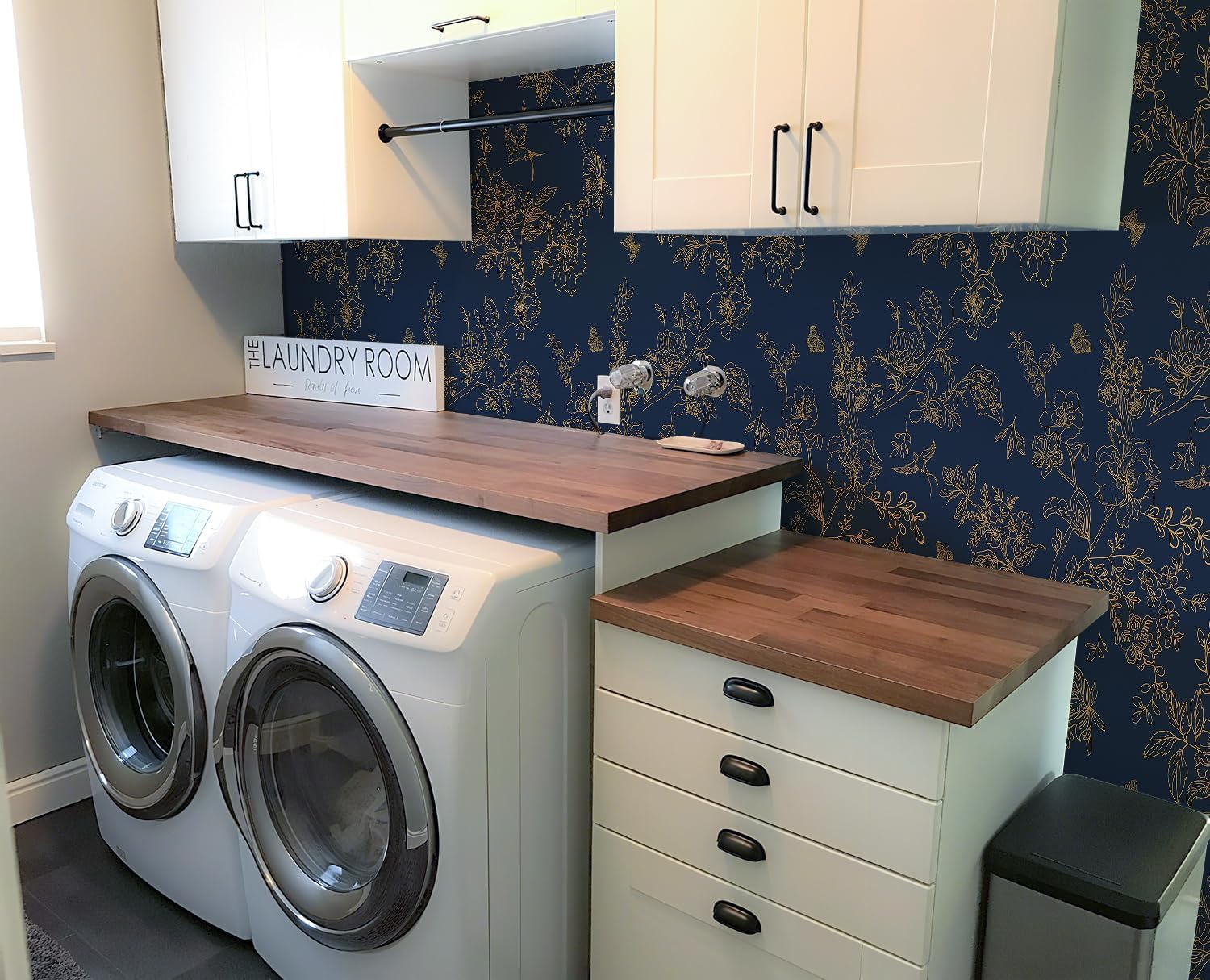 Froluya Dark Blue Peel and Stick Wallpaper Vintage Floral 17.7in×590.5in