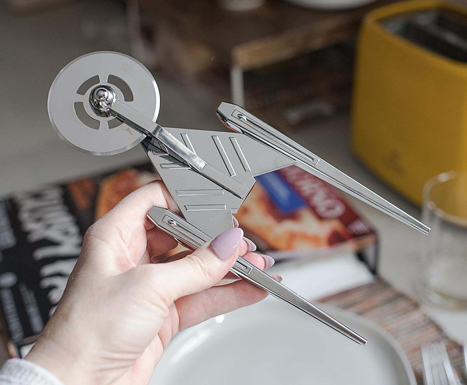 Star Trek Discovery Crossfield Starship Metal Pizza Cutter Wheel | Premium Houseware, Stainless Steel Kitchen Utensil | Easy To Cut And Clean | 9 Inches Long