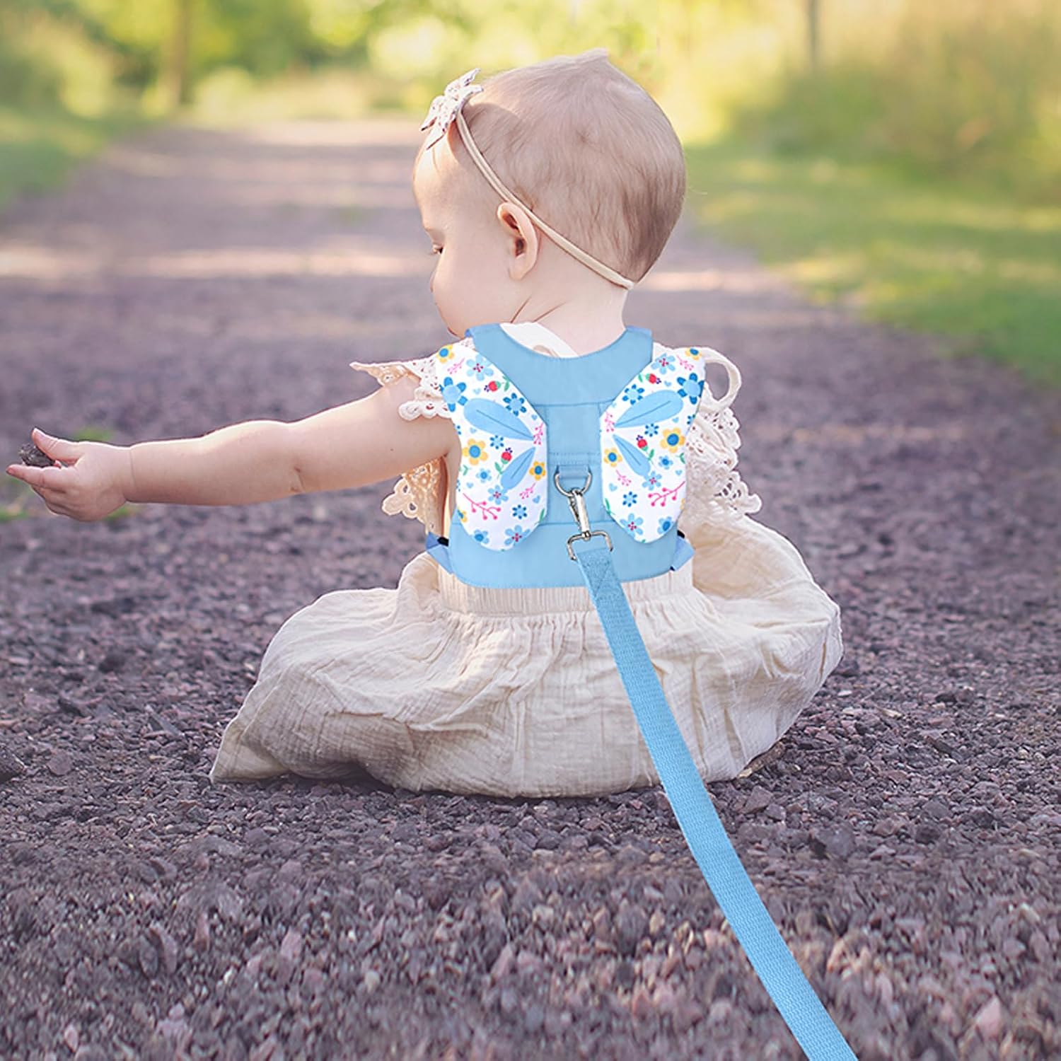 Accmor Toddler Harness Leash, Cute Butterfly Kids Leash + Anti Lost Wrist Link for Outdoor Travel, Adorable Mini Child Walking Harness Wristband Assistant Strap Belt for Baby Boys Girls (Blue)