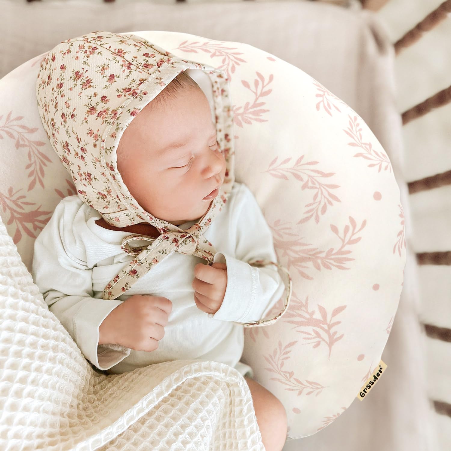 GRSSDER Nursing Pillow Cover, Stretchy Soft Minky Breastfeeding Pillow Slipcovers, Snugly Fit Most Nursing Support Pillows for Breastfeeding, Comfortable Safe Pillow Cover, Pink Flora