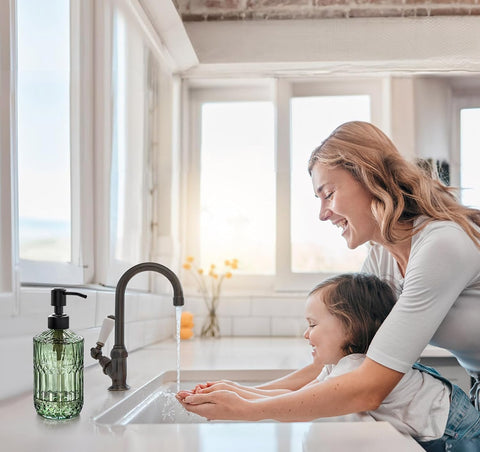 JASAI 18 Oz Green Soap Dispenser with Black Rust Proof Pump