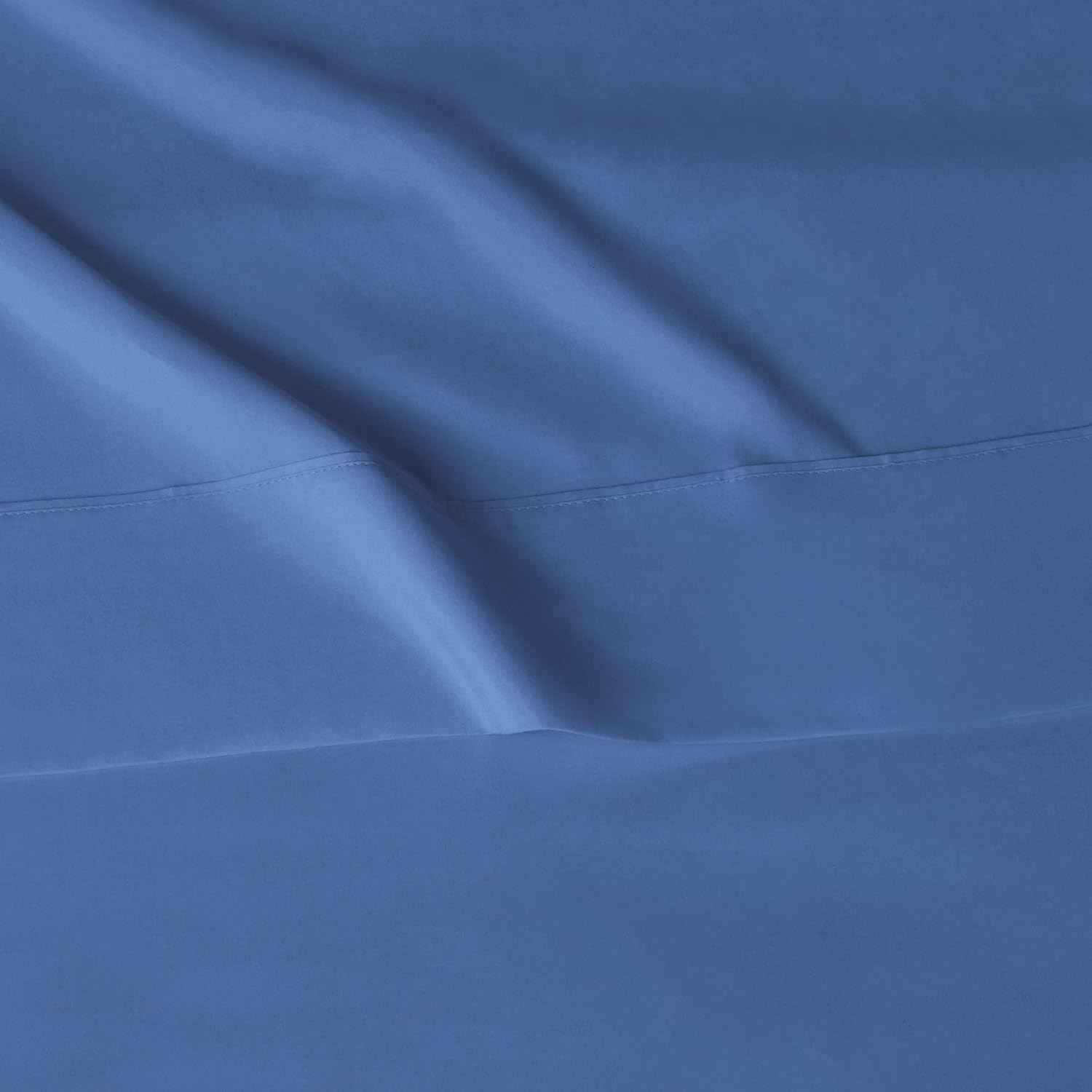 Amazon Basics Lightweight Breathable Super Soft Easy Care Wrinkle Resistant Brushed Microfiber 3-Piece Bed Sheet Set with 14-Inch Deep Pockets, Twin, Dutch Blue, Solid