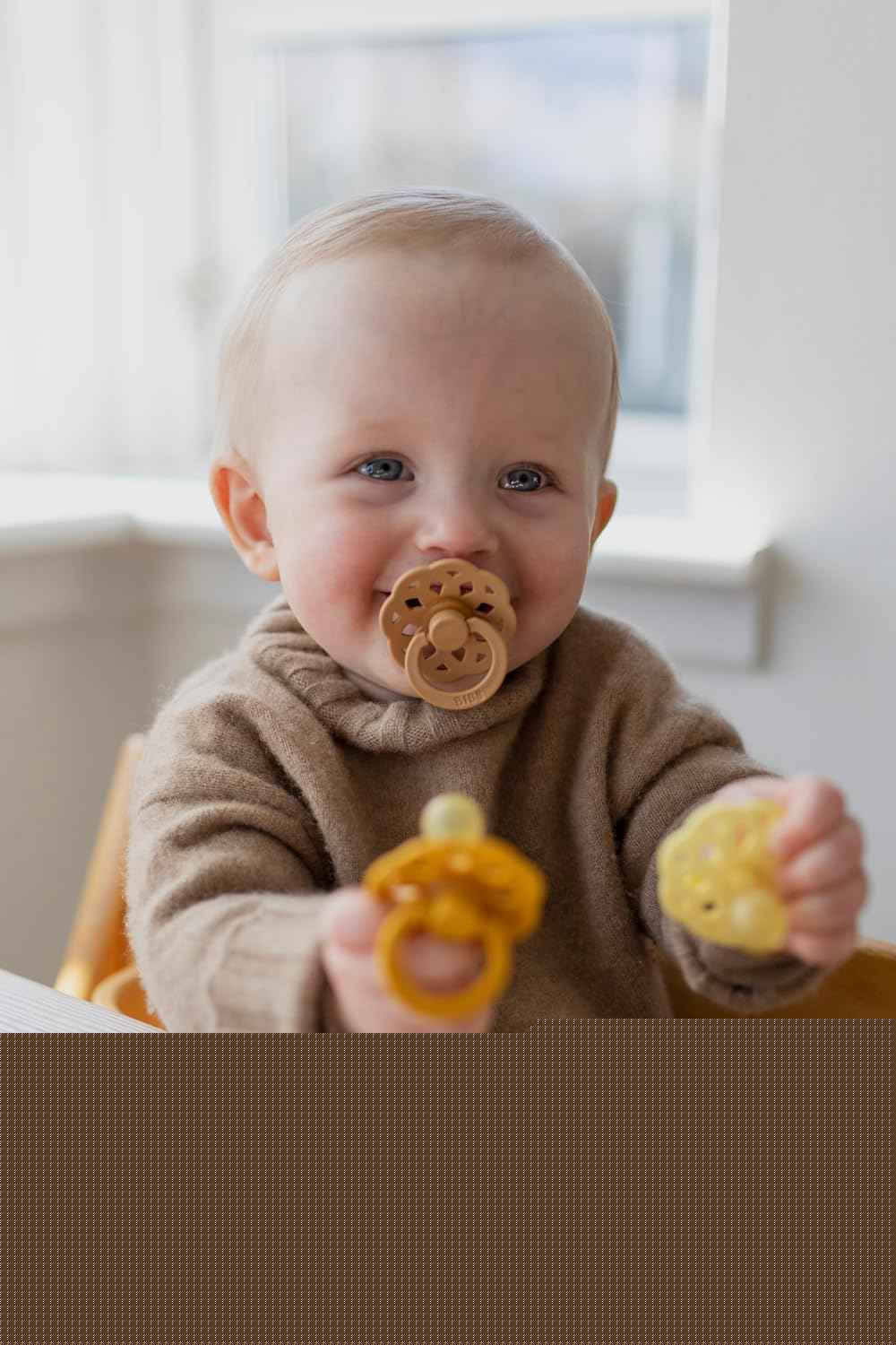 BIBS Boheme Soother 4-Pack | BPA Free Dummy Pacifier | Round Nipple | Natural Rubber Latex | Made in Denmark | Size 6-18 Months | Woodchuck Mix