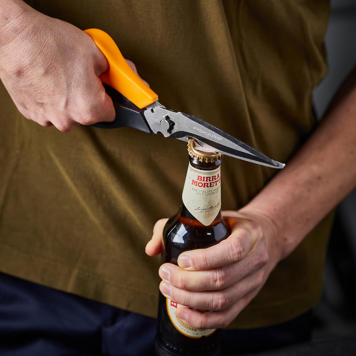 Fiskars 9" 7-in-1 Heavy-Duty Garden Scissors Multi-Tool with Sheath