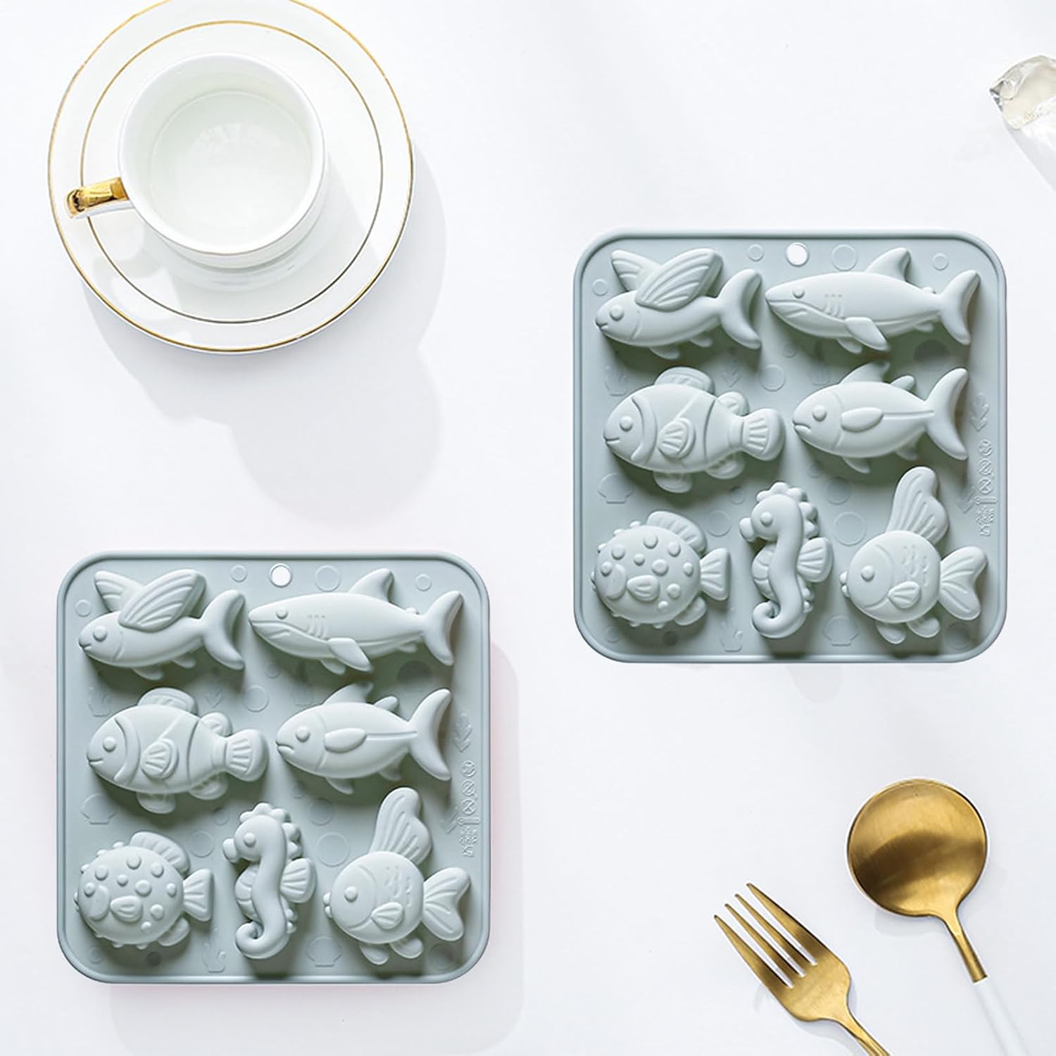 Silicone Sea Life Theme Molds, 7 Cavity Ocean Fish Clownfish and Seahorse Candy Making Molds for Chocolate, Cake Decoration, Ice Cube