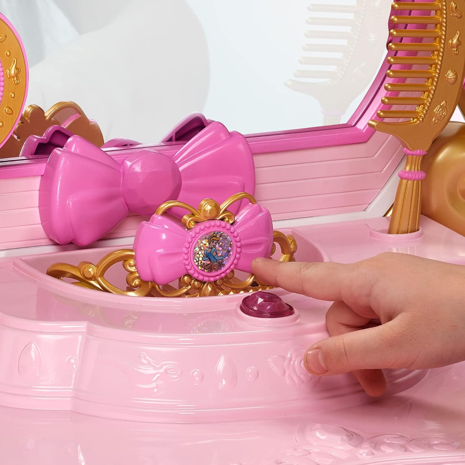 Disney Princess Ultimate Musical Vanity with Enchanting Messages & Celebration Song! Includes Brush, Comb, Tiara & 5 Rings, Kid
