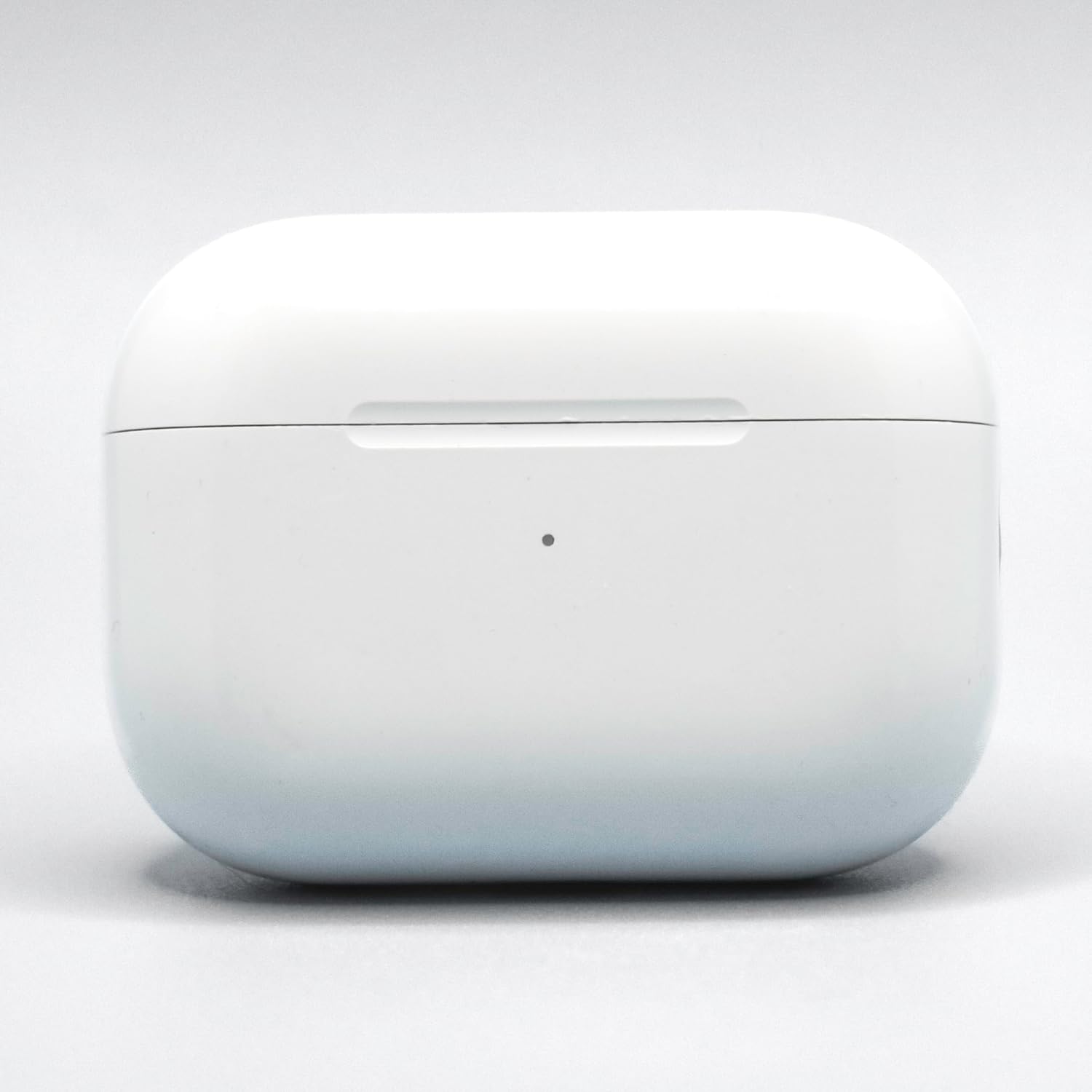 Apple AirPods Pro 2nd Gen (USB-C) - Replacement Charging Case (A2968) - White (Renewed)