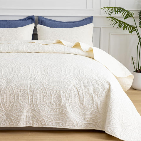 SheRest King Quilt Bedding Set - Soft Breathable Bed Quilt, Modern Style Embossed Bedspreads, Lightweight Microfiber Reversible Coverlet for All Seasons, Cream, 3 Pieces (1 Quilt,2 Pillow Shams)