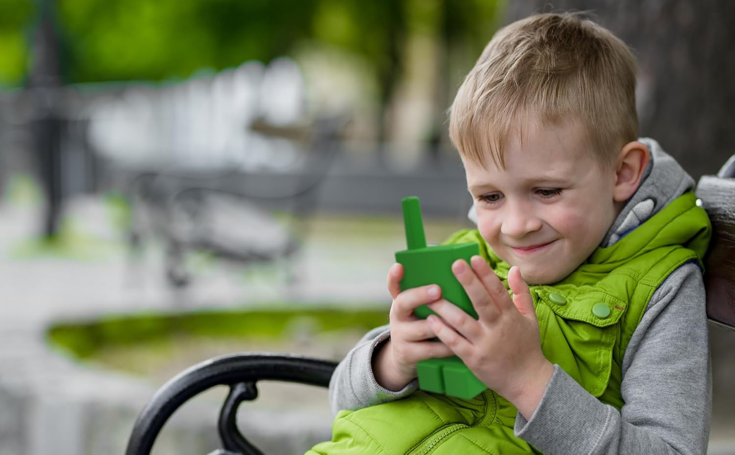 Minecraft Walkie Talkies for Kids, Indoor and Outdoor Toys