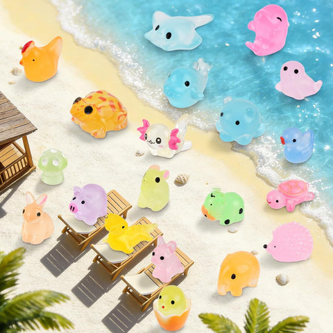 100Pcs Luminous Mini Resin Animals Bulk, 20 Styles Glow in The Dark Plastic Tiny Animals Figures for Fairy Garden, Dollhouse, Aquarium, Party Favors & Home Decor Crafts