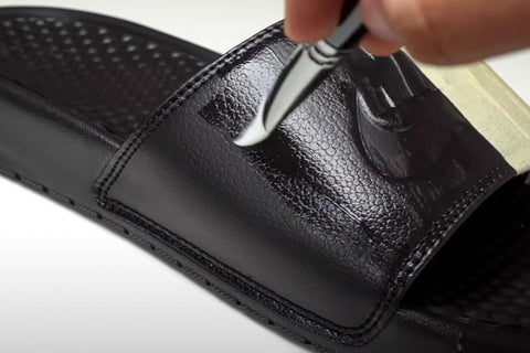 Angelus Satin 4-Coat Scratch-Resistant Leather Sealer – Durable, Flexible, Clear Coat Protection for Leather Shoes, Bags, Jackets & More - Satin Finish - 4 Fl Oz