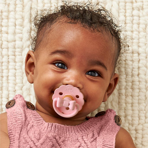 Itzy Ritzy Natural Rubber Pacifiers Set of 2, 6-18 Months (Pink Bows)