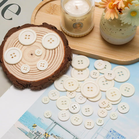 Lilaly 100 pcs Beige Buttons for Crafts, 5 Sizes Mixed Round Sewing Buttons for Clothes, Suitable for for DIY Crafts, Coats, Shirts, Pants, Shorts