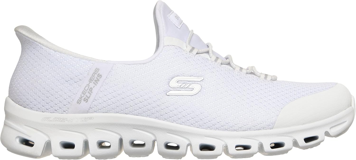 Skechers Women's Glide Step - Pursuit Slip-In Sneaker