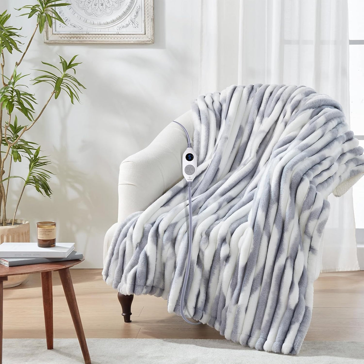 Westinghouse Faux Fur & Sherpa Heated Blanket Throw, Blue Gray, 50x60