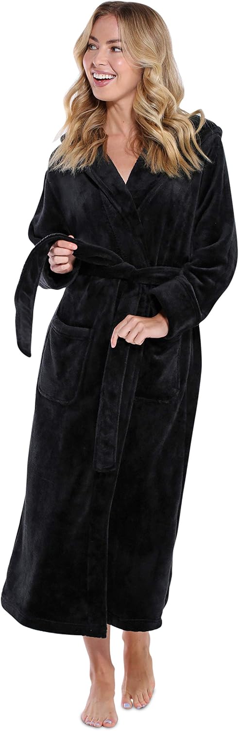 Turquaz Oversize Premium Luxury Ultra Soft Warm Robes for Women Plush Fleece Bathrobe for Women with and Spacious Pockets